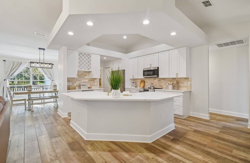 Seffner Community Alliance Other | 5-bedroom Farmhouse on 4 Acres w/Pool