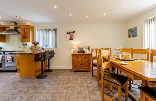 Llanafan Cottage | 5 bedroom accommodation in llanafan/Aberystwyth
