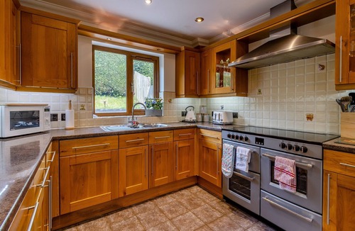 Llanafan Cottage | 5 bedroom accommodation in llanafan/Aberystwyth