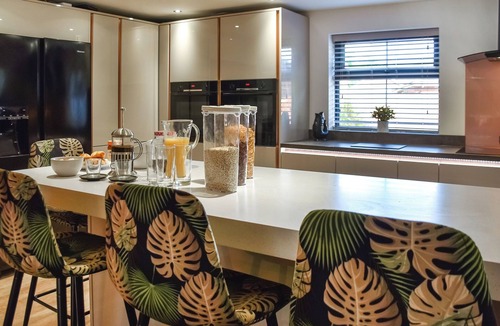 Repps with Bastwick Cottage | 5 bedroom accommodation in Repps with Bastwick