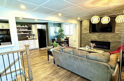 Moncton House | 5 bedroom getaway close to big shopping giants