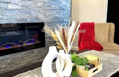 Moncton House | 5 bedroom getaway close to big shopping giants