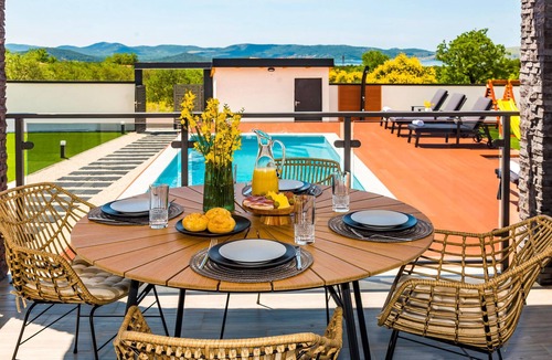 Bicine House | 5 bedroom gorgeous home in Skradin
