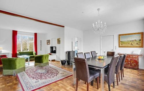 Roslev House | 5 Bedroom Gorgeous Home In Roslev