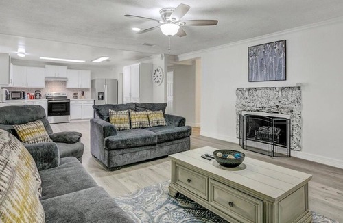 Voth House | 5 bedroom home in Vidor