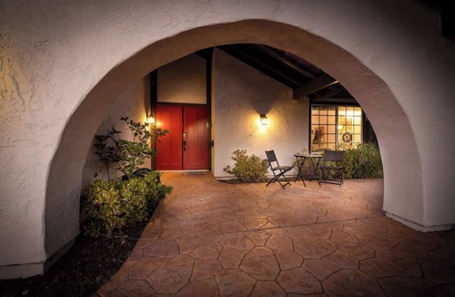 Rancho Bernardo House | 5 Bedroom Home With Firepit