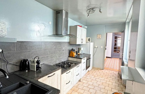 Roubaix House | 5 bedroom house and courtyard - 1930's Roubaix