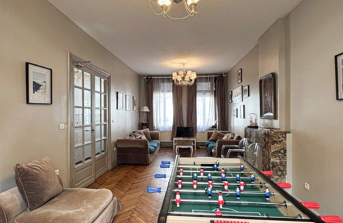 Roubaix House | 5 bedroom house and courtyard - 1930's Roubaix