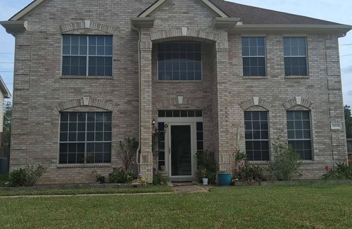 Clodine Boat Rental | 5-bedroom house in charming Sugarland Tx