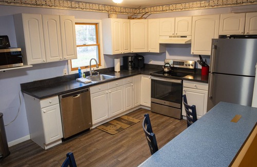 Mongaup Valley House | 5 Bedroom Lakefront, Hot Tub, Game Room, Private Yard, Deck, kayaks