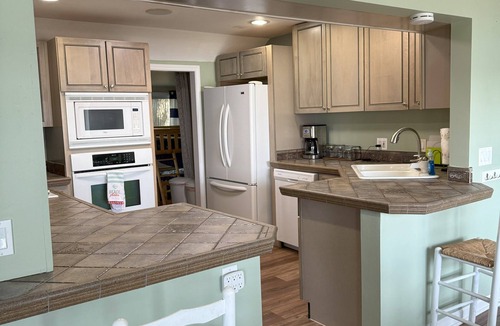 Solon Mills House | 5-bedroom Lakefront Getaway on Private Wonder Lake – Sleeps 8