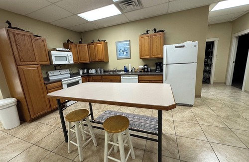 Cowley County Cabin | 5 Bedroom Lodge in beautiful Southeast Kansas