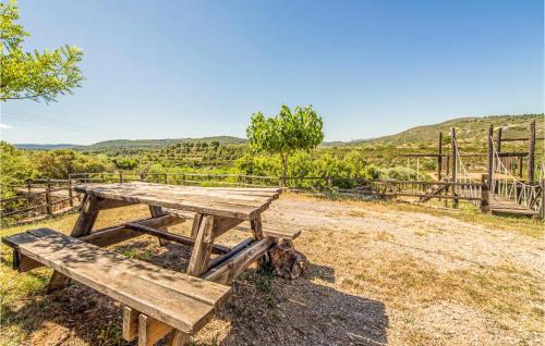 Les Coves de Vinroma House | 5 Bedroom Lovely Home In Les Coves De Vinromá