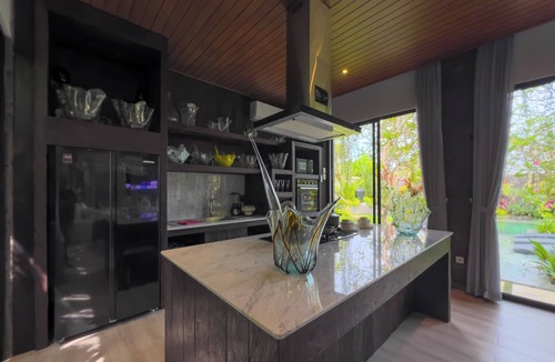 Sukawati Villa | 5 Bedroom Lux Villa 20 mins from Ubud