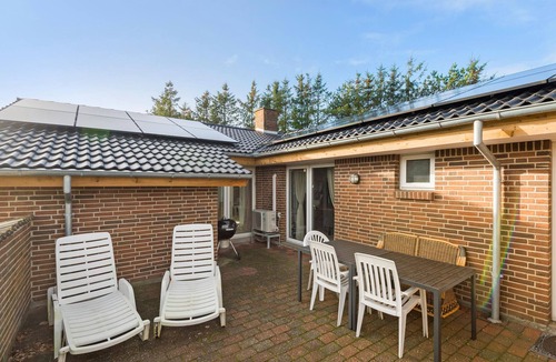 Ho House | 5 bedroom nice home in Blåvand