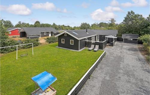 Haslevgarde House | 5 Bedroom Nice Home In Hadsund