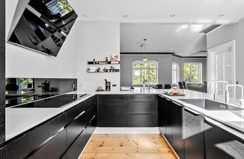 Nyborg House | 5 bedroom nice home in Nyborg