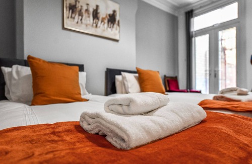 Sneinton House | 5 Bedroom Nottingham Gem