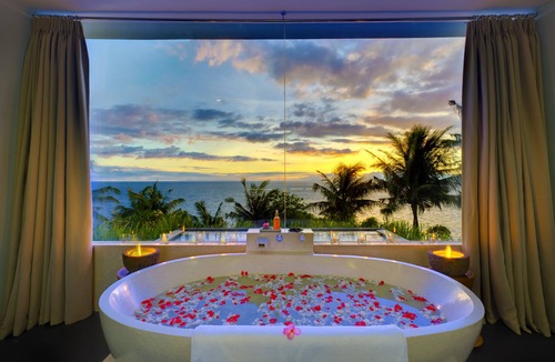 Mangsit Apartment | 5 Bedroom Ocean Villa with Private Pool at Malimbu