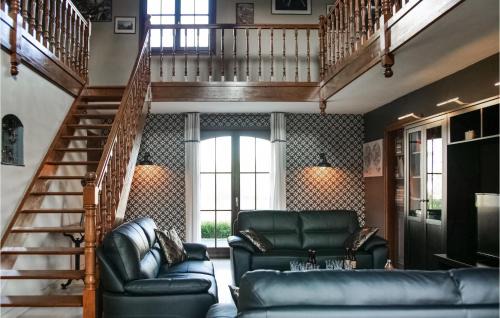 Bray-les-Mareuil House | 5 Bedroom Pet Friendly Home In Bray-Lès-Mareuil