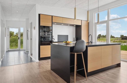 Hvidbjerg Strand House | 5 bedroom pet friendly home in Børkop