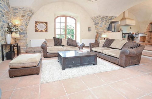 Anduze House | 5 bedroom pet friendly home in Anduze