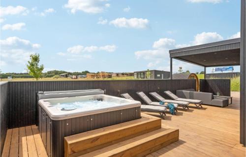 Hvidbjerg Strand House | 5 Bedroom Pet Friendly Home In Børkop