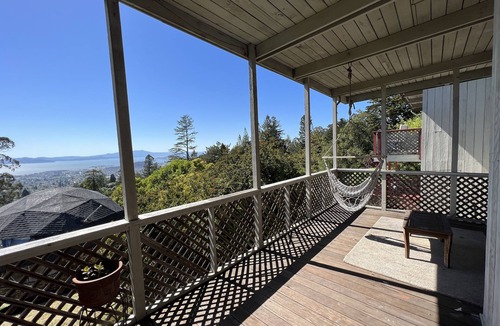 Berkeley Hills House | 5 bedroom private vacation home in berkeley