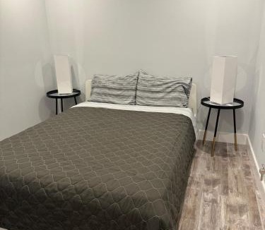 Woodstock Apartment | 5-Bedroom Spacious Townhouse
