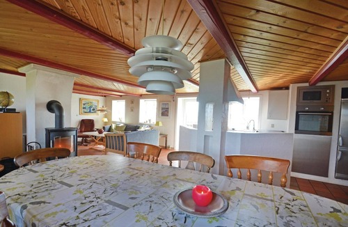 Ronbjerg House | 5 bedroom stunning home in øster assels