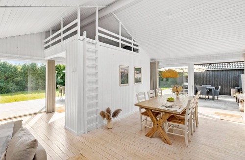 Holloselund House | 5 bedroom stunning home in Tisvildeleje