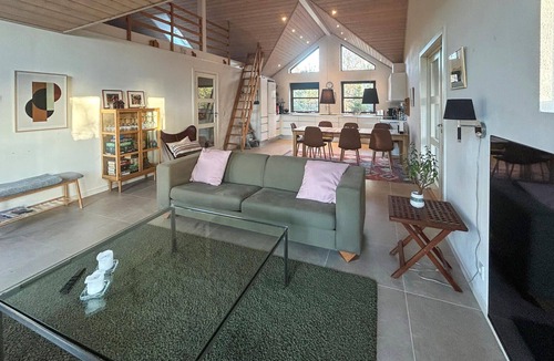 Grena Strand House | 5 bedroom stunning home in Grenaa