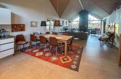 Grena Strand House | 5 bedroom stunning home in Grenaa