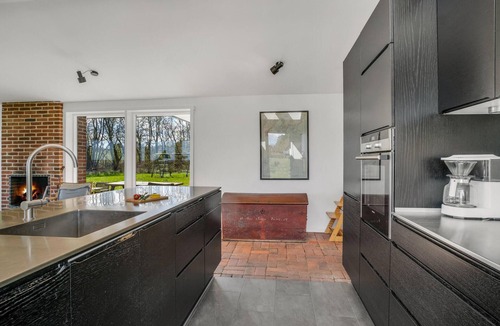 Knebel House | 5 bedroom stunning home in Knebel