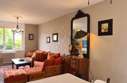 Pontorson House | 5 bedroom townhouse