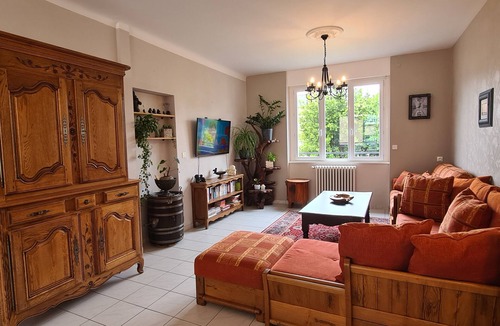 Pontorson House | 5 bedroom townhouse