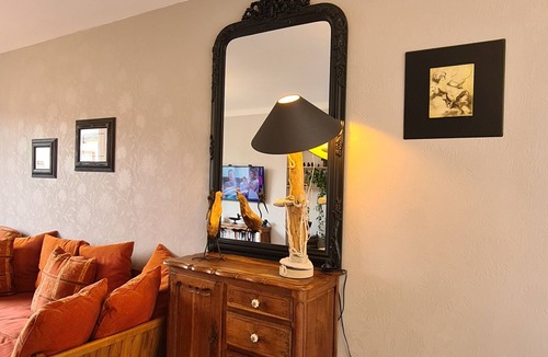 Pontorson House | 5 bedroom townhouse