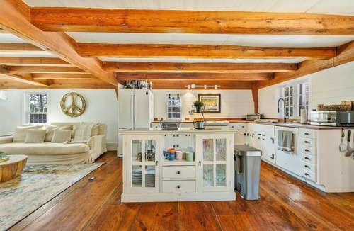 Brewster House | 5-Bedroom Vacation Haven with Pool!