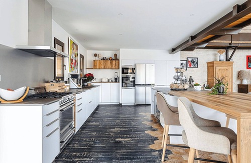 Marsais Villa | 5 Bedroom Villa in Marsais