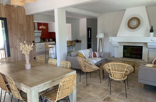 Piraillan Villa | 5 bedroom villa with pool in Cap-Ferret