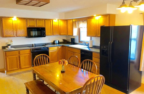 Attica House | 5 Bedroom with a Game Room featuring a Pool Table