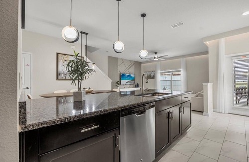 Bay Lake House | 5 Bedrooms/4 Bathrooms/Storey Lake (3101 PP)