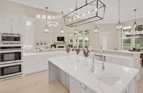 Calallen House | 5 Bedrooms Fenced yard New Construction