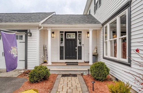 Pittsfield House | 5 Bedrooms | Game Room | Studio Room