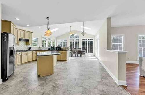 Forest Oaks House | 5 bedrooms, K bed, Playroom, Game Room, Nursery