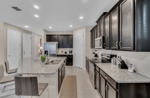 Bay Lake House | 5 Bedrooms S/Solara Home by RedAwning