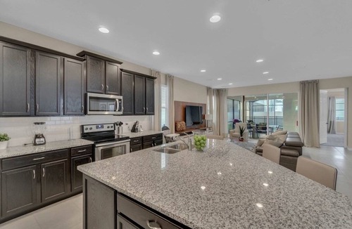 Bay Lake House | 5 Bedrooms S/Solara Home by RedAwning