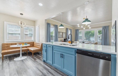 Central Oklahoma City House | 5 Beds Downtown OKC with Pickleball Court, Fire Pit, Hot Tub, Game Lounge
