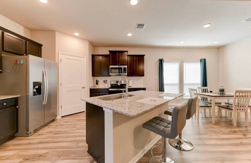 Temple House | 5 Beds Home for your workers
