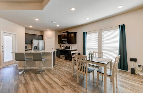 Temple House | 5 Beds Home for your workers
